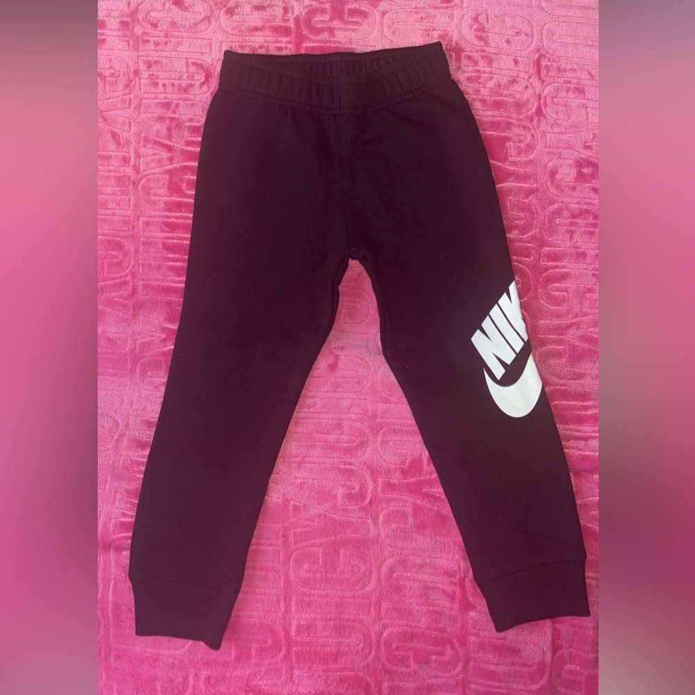Brand new nike sweats for children!